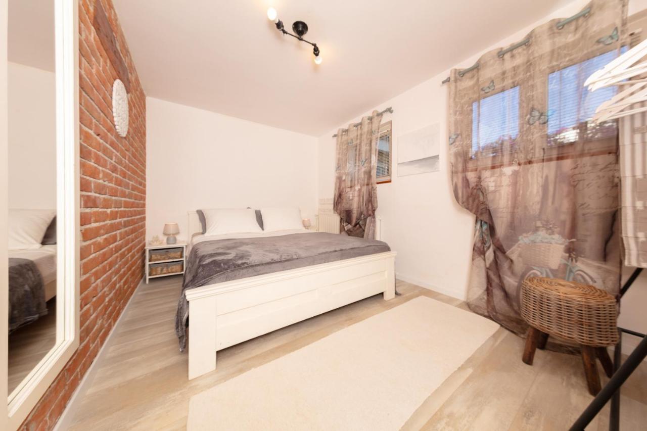 Casa Mia - Apartman Zara Медулин Екстер'єр фото
